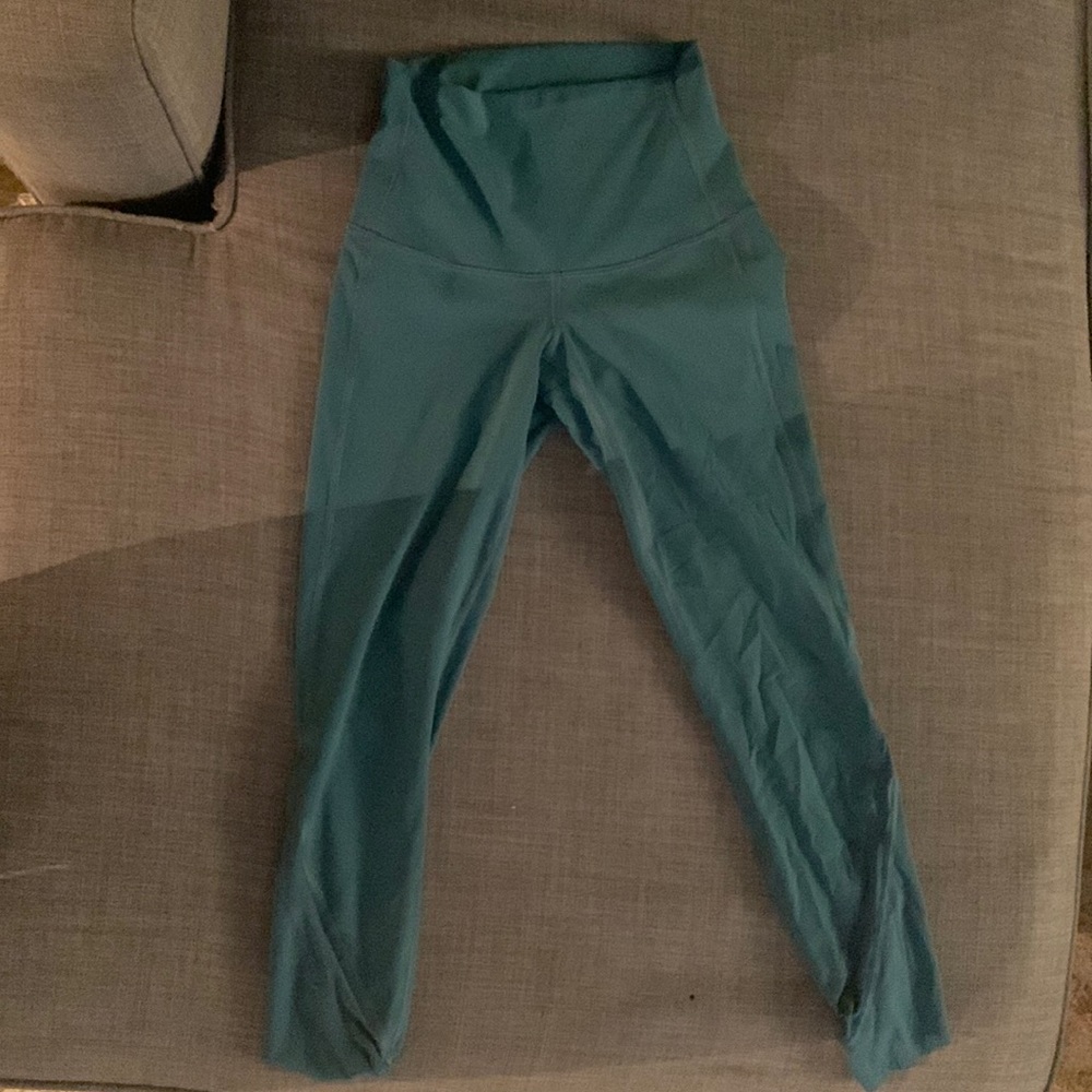 Teal Great Conditon LuLu lemon leggings!
